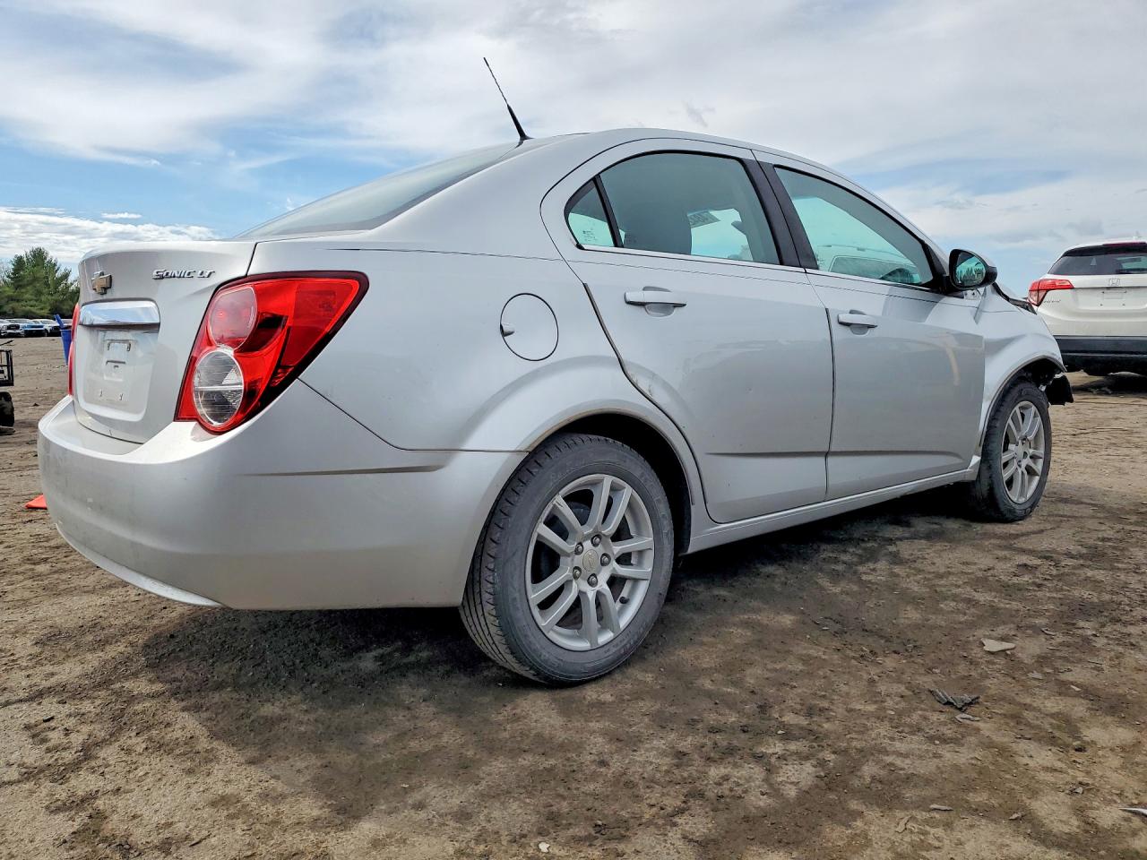 CHEVROLET SONIC 2013 — 4