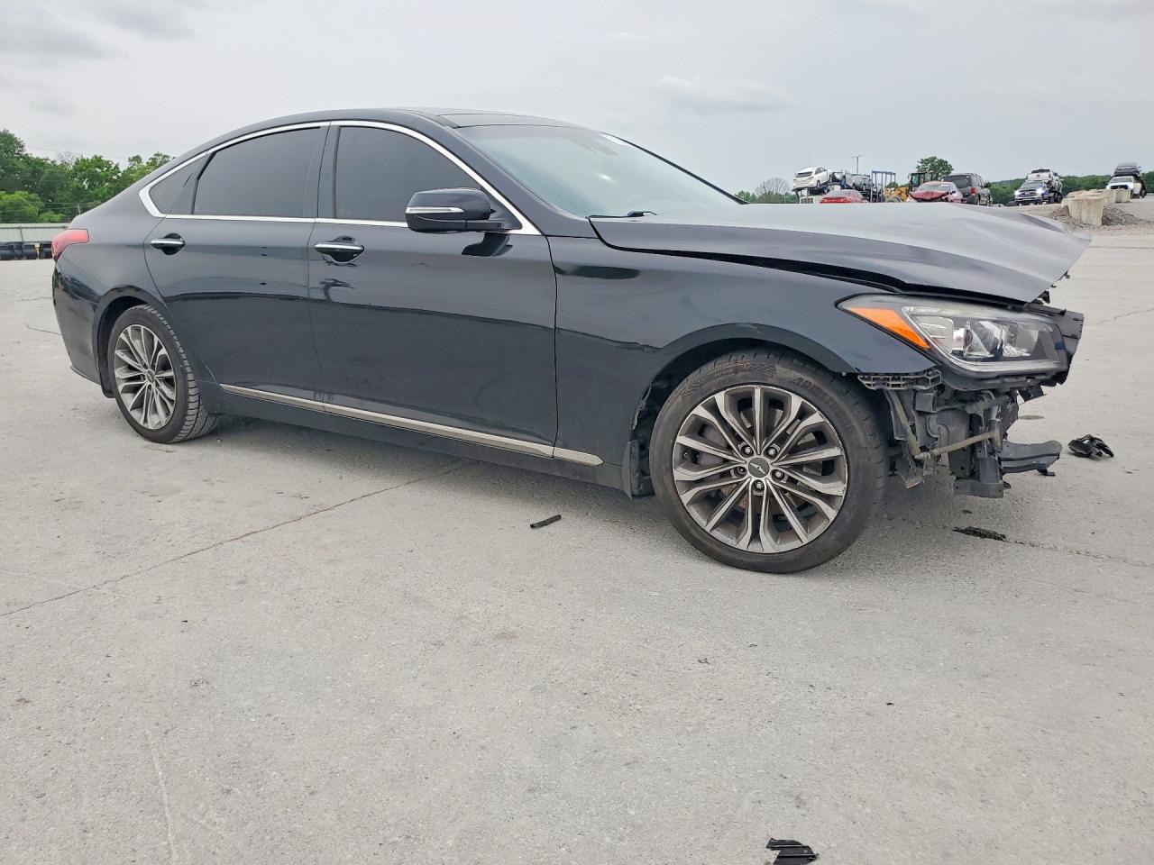 HYUNDAI GENESIS 2015 — 5