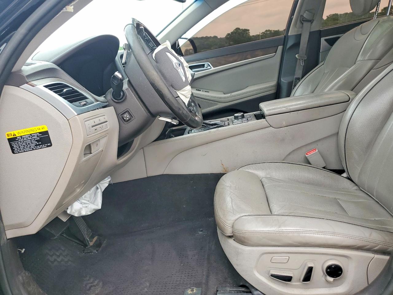 HYUNDAI GENESIS 2015 — 8