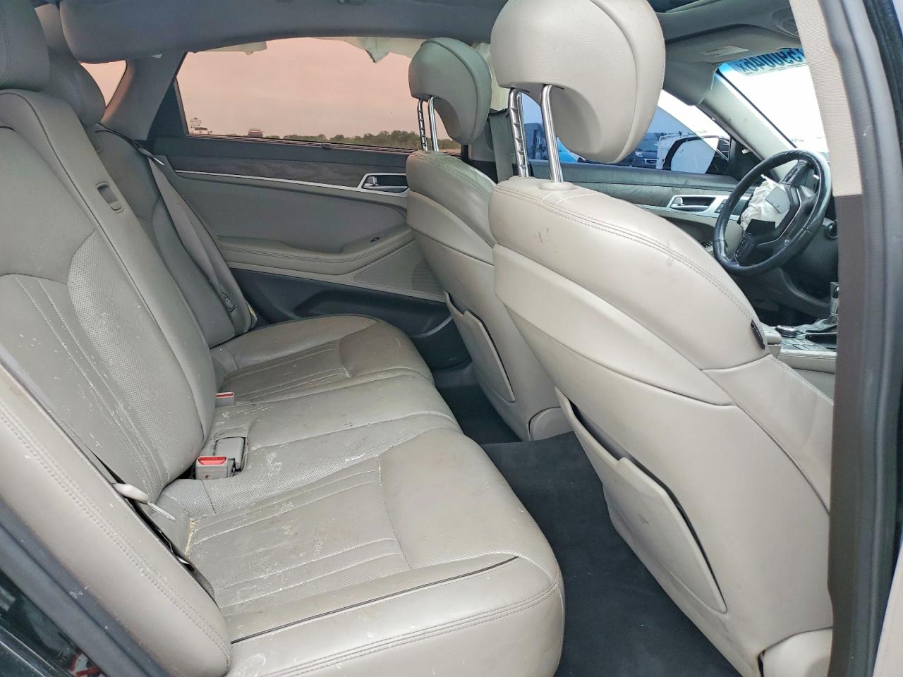 HYUNDAI GENESIS 2015 — 11