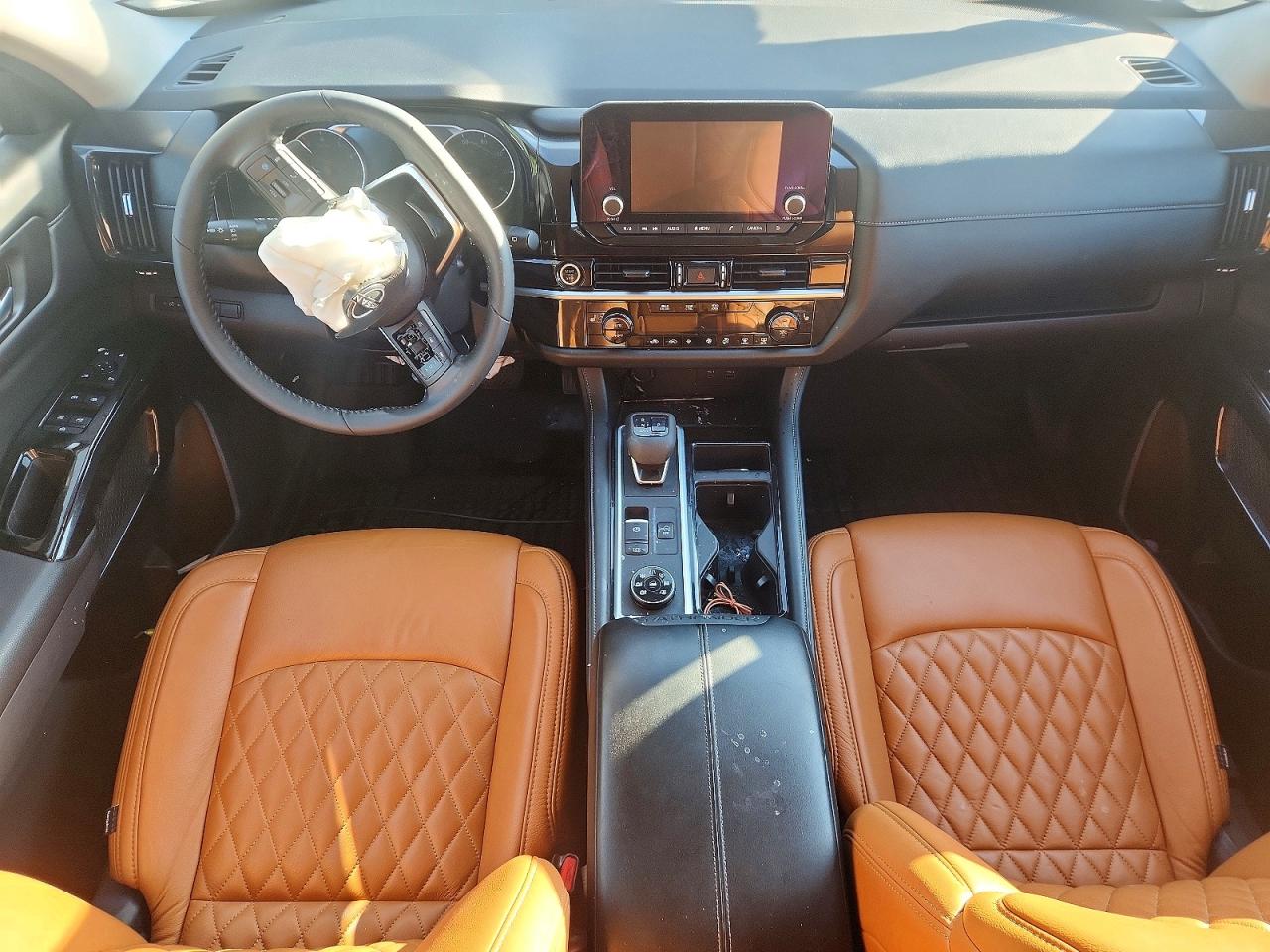 NISSAN PATHFINDER 2022 — 9