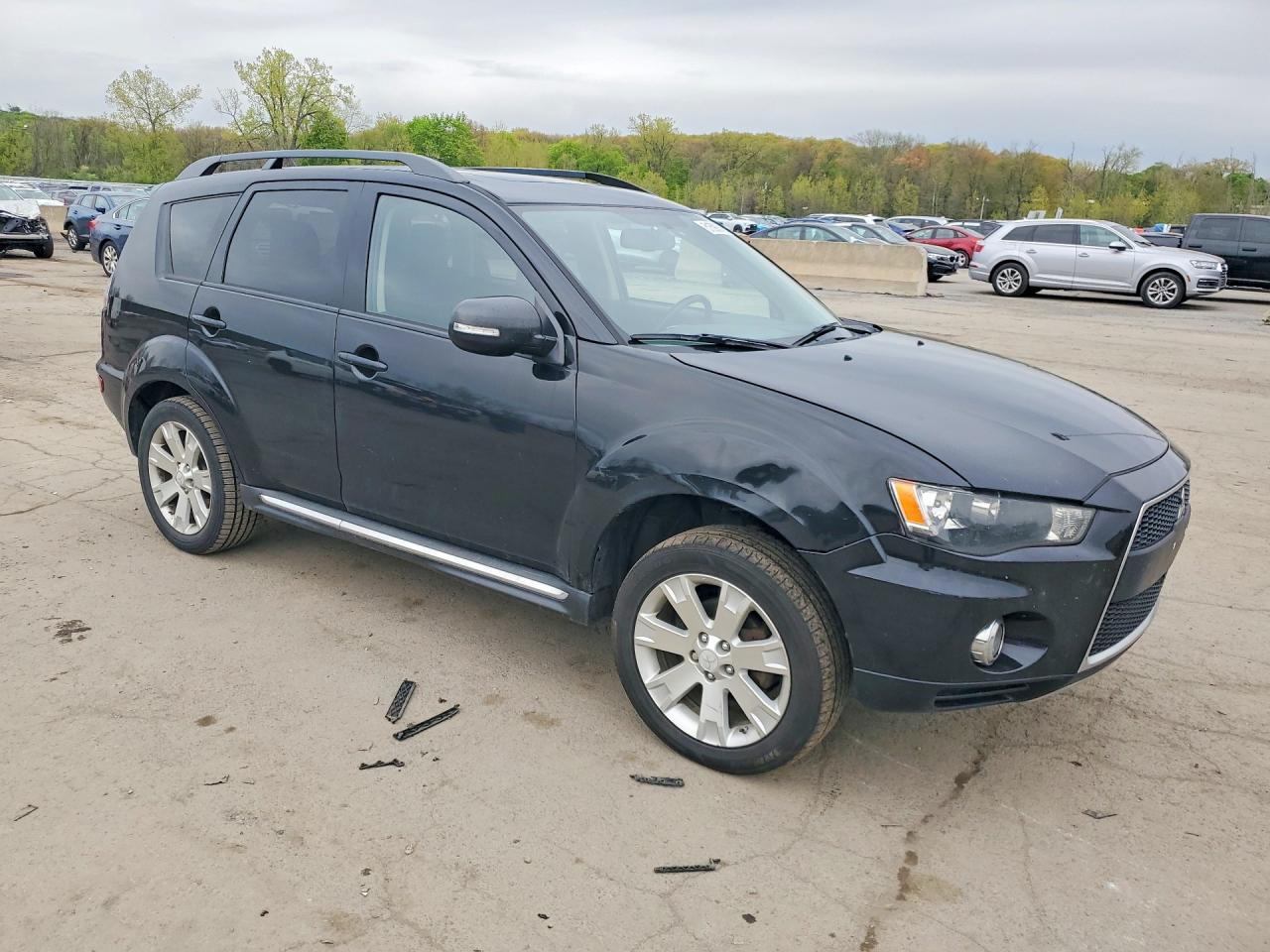 MITSUBISHI OUTLANDER 2013 — 5