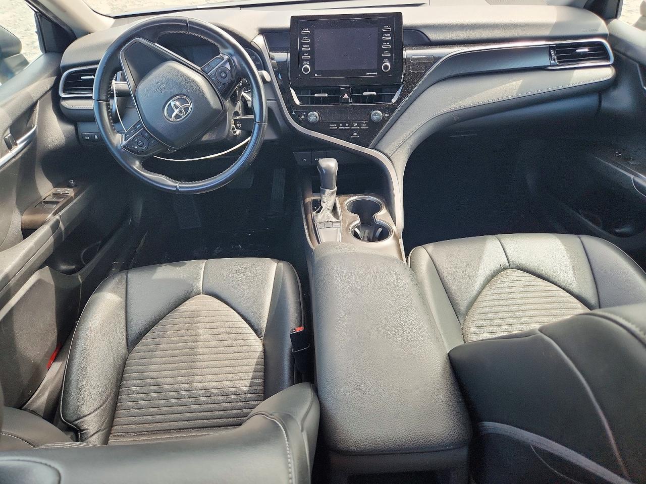 TOYOTA CAMRY 2022 — 9