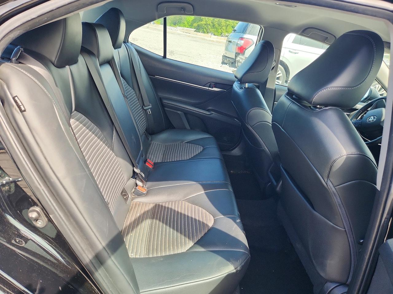 TOYOTA CAMRY 2022 — 11