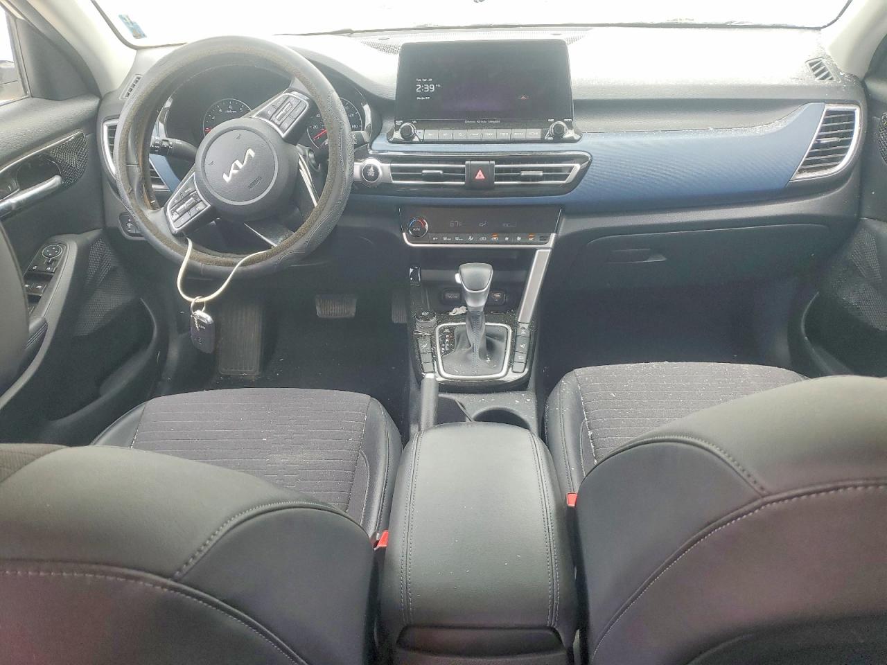 KIA SELTOS 2023 — 9