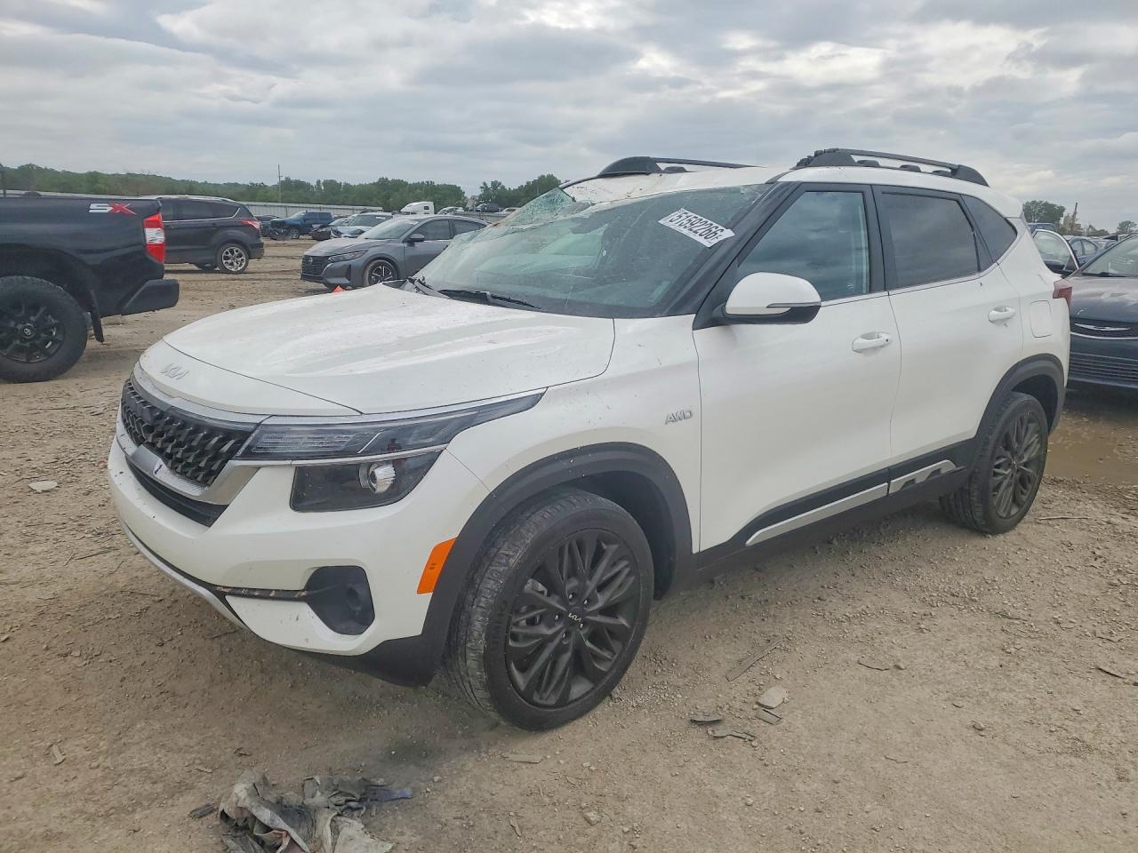 KIA SELTOS 2023 — 2