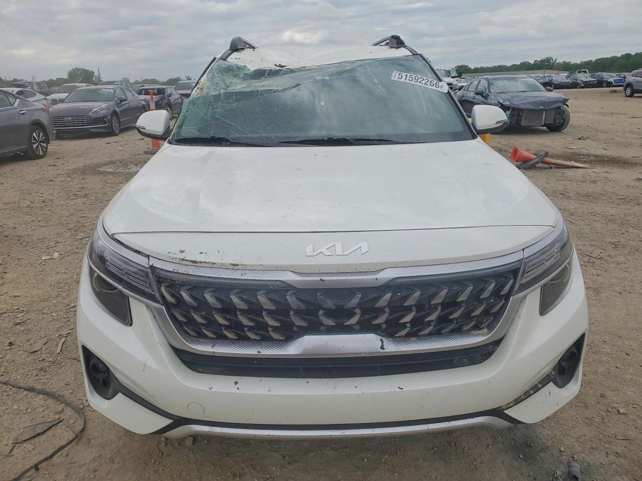 KIA SELTOS 2023 — 6