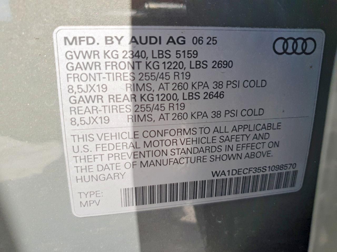 AUDI Q3 2025 — 15