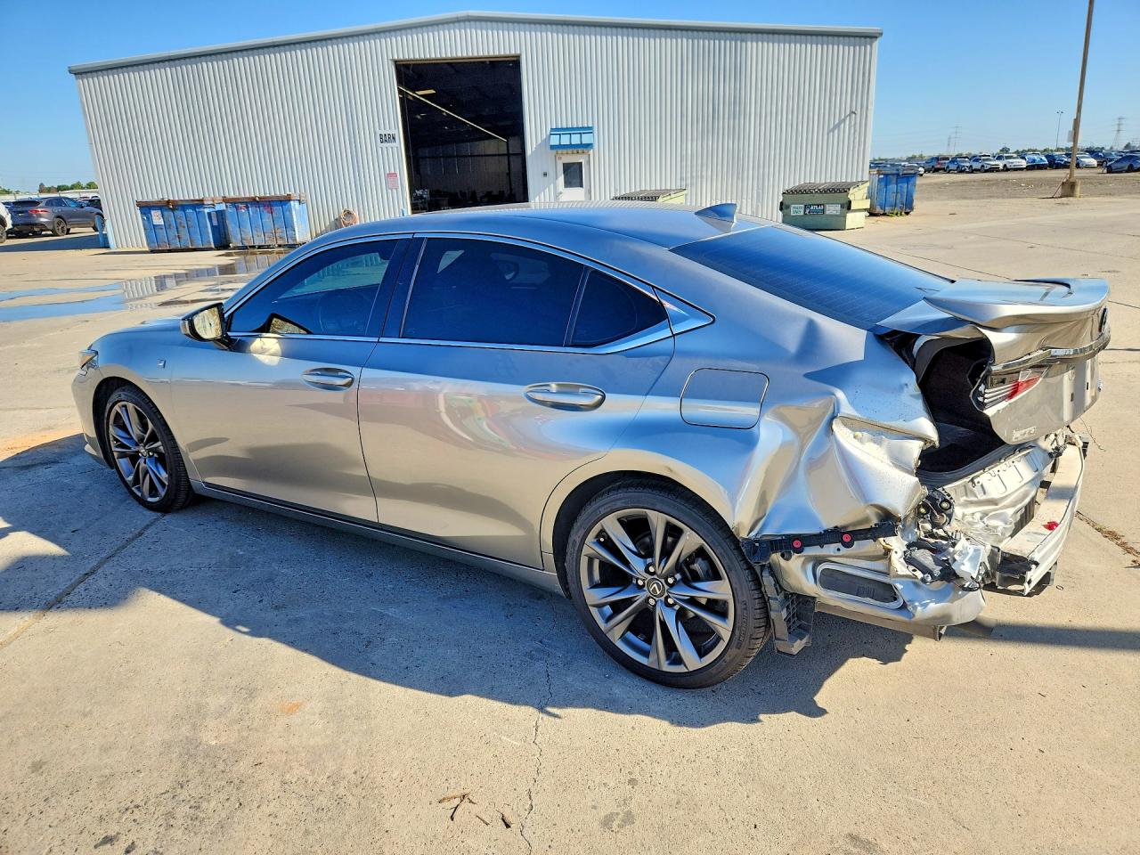 LEXUS ES 2019 — 3