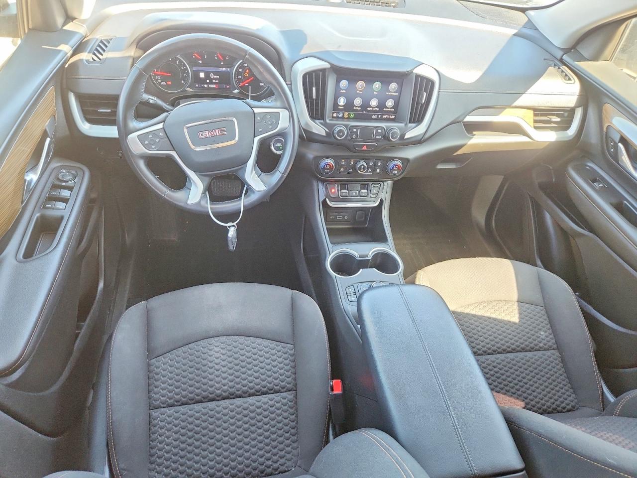 GMC TERRAIN 2020 — 9