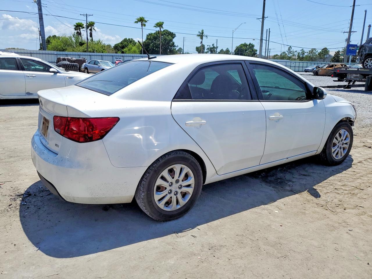 KIA FORTE 2013 — 4