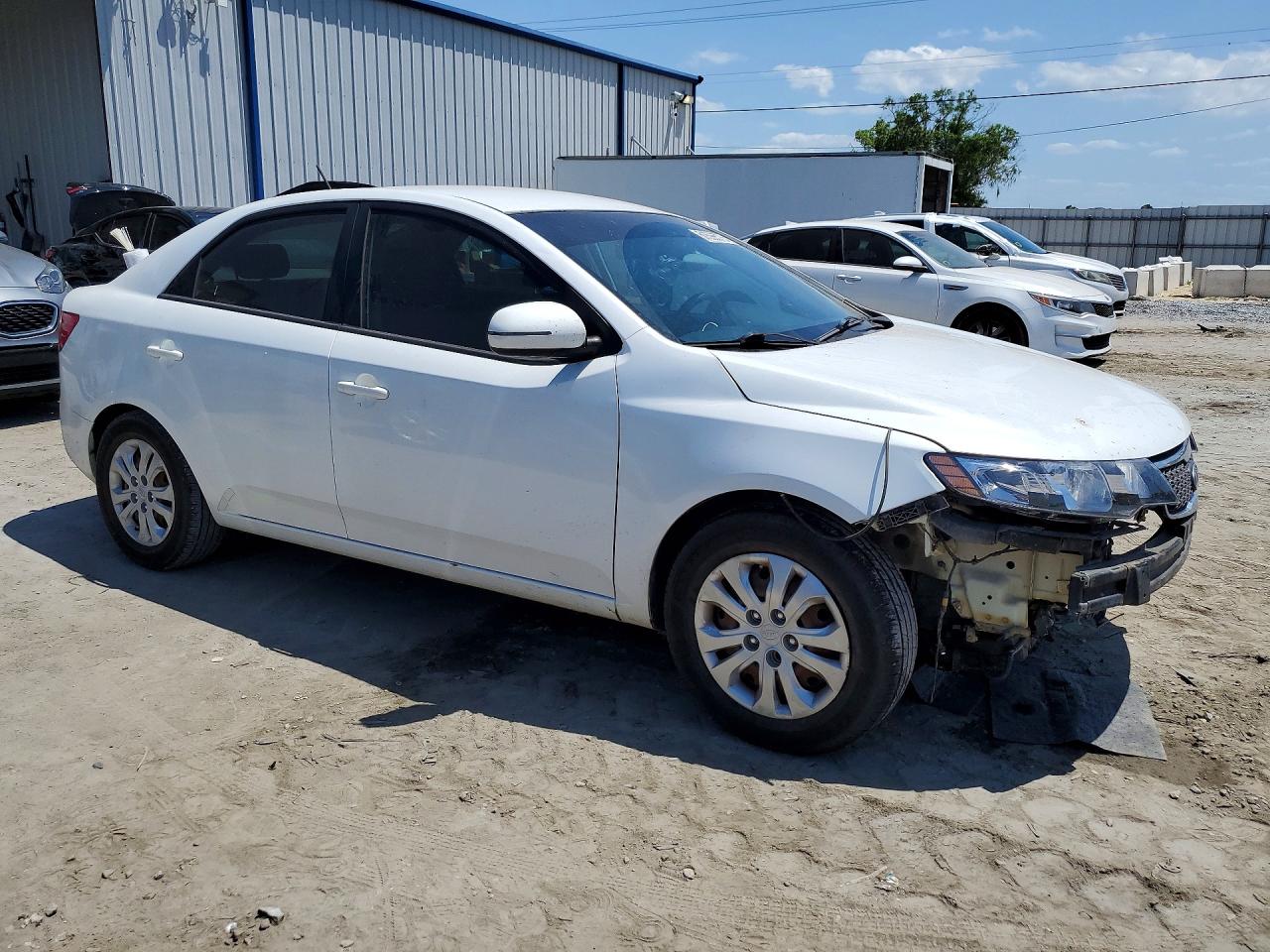 KIA FORTE 2013 — 5
