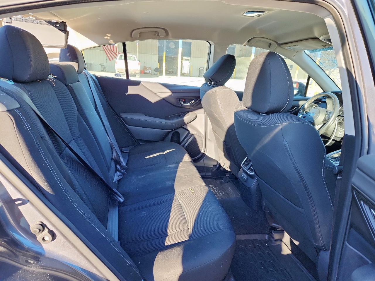 SUBARU LEGACY 2022 — 11