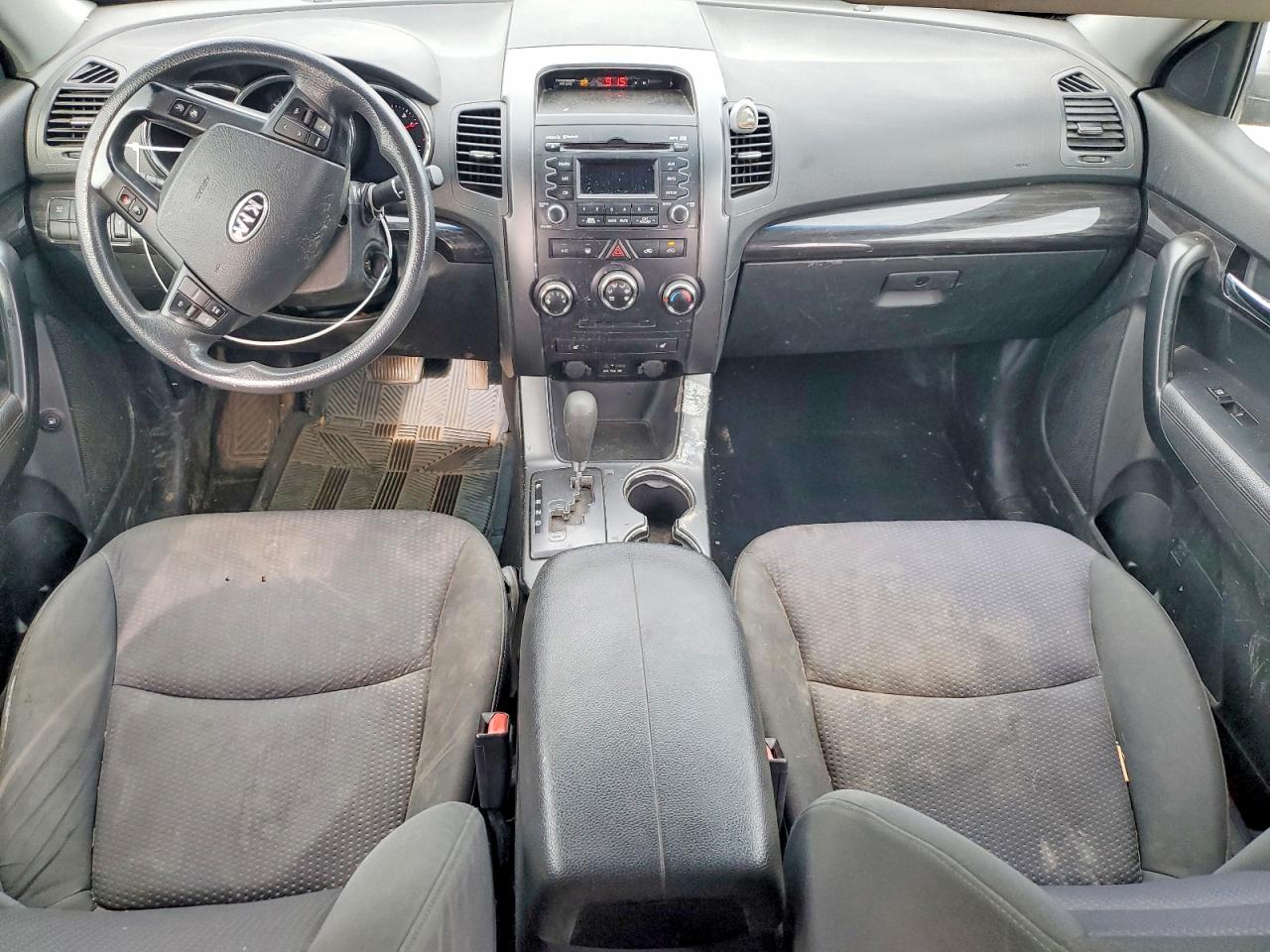 KIA SORENTO 2011 — 9