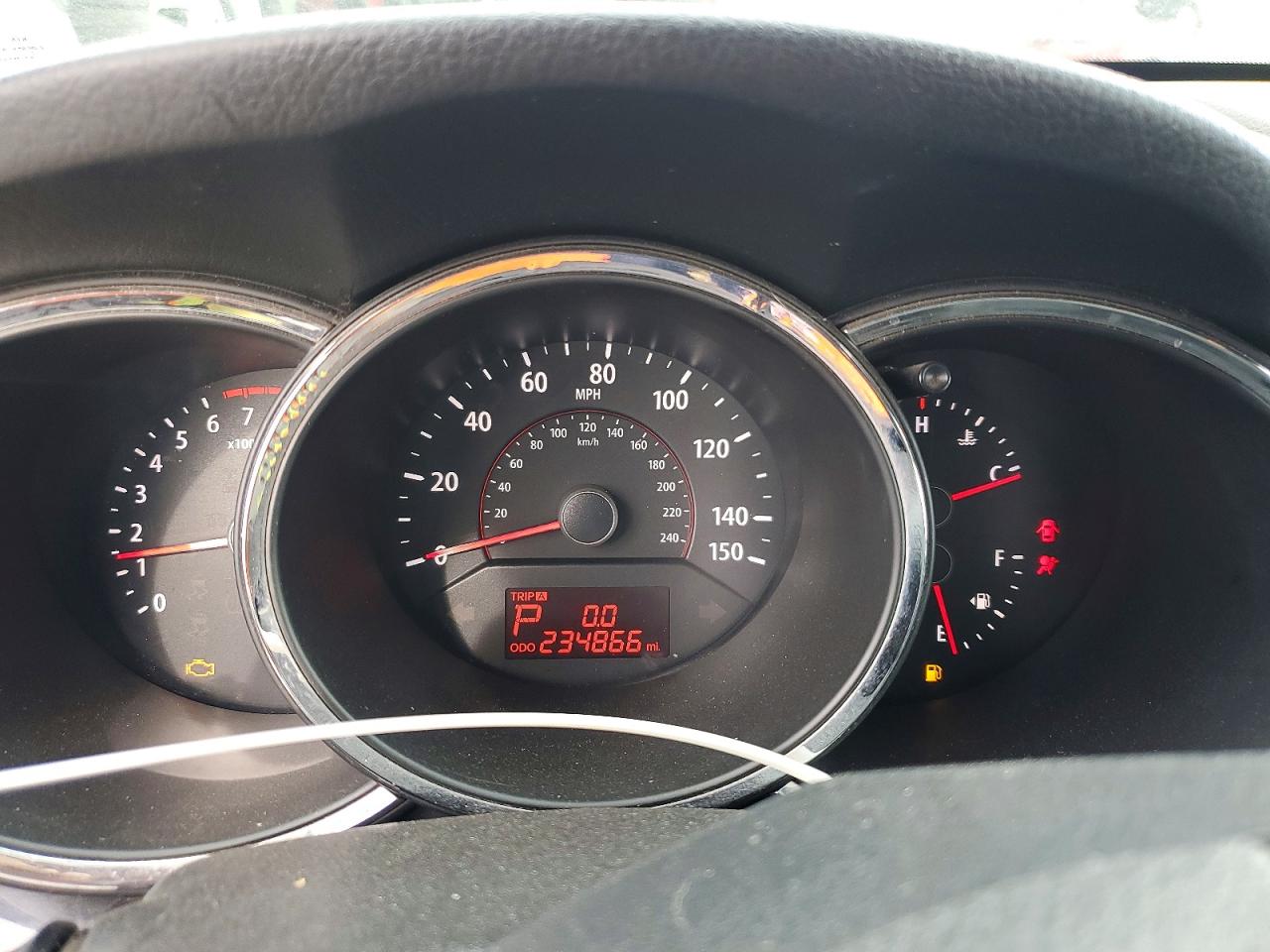 KIA SORENTO 2011 — 10