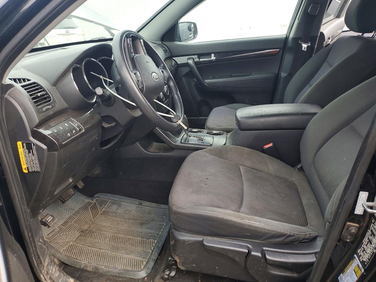 KIA SORENTO 2011 — 8