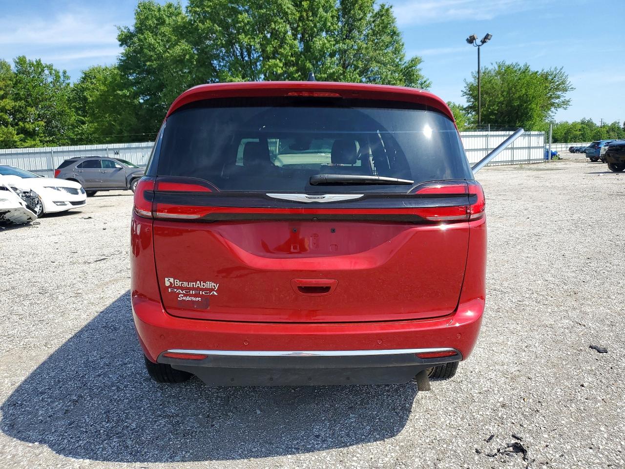 CHRYSLER PACIFICA 2025 — 7