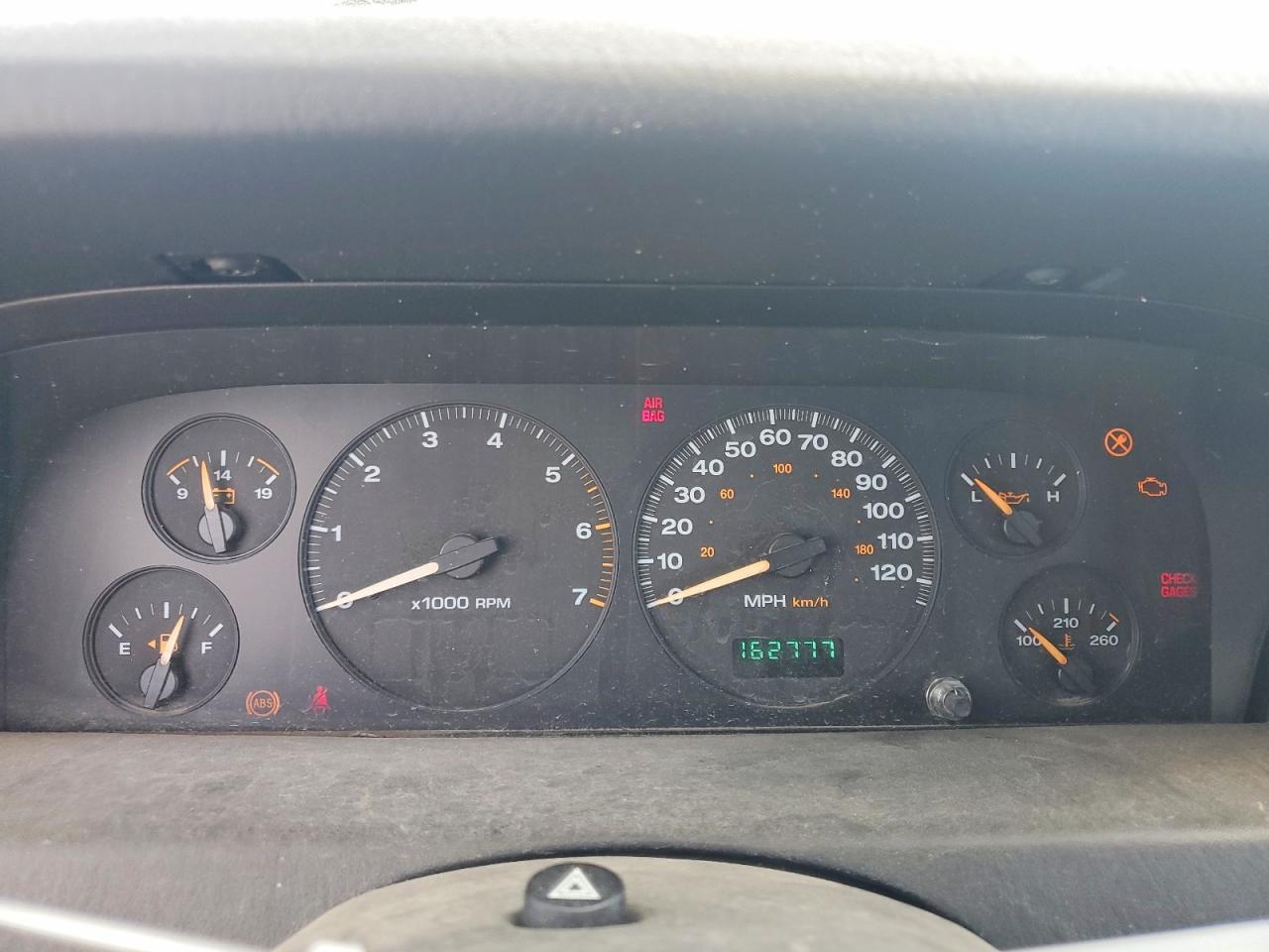 JEEP GRAND CHEROKEE 2004 — 10