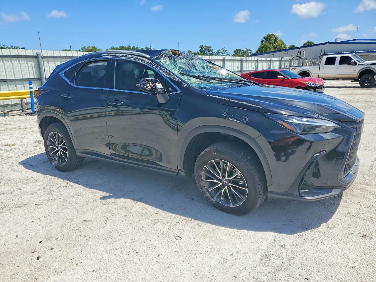 LEXUS NX 2025 — 5