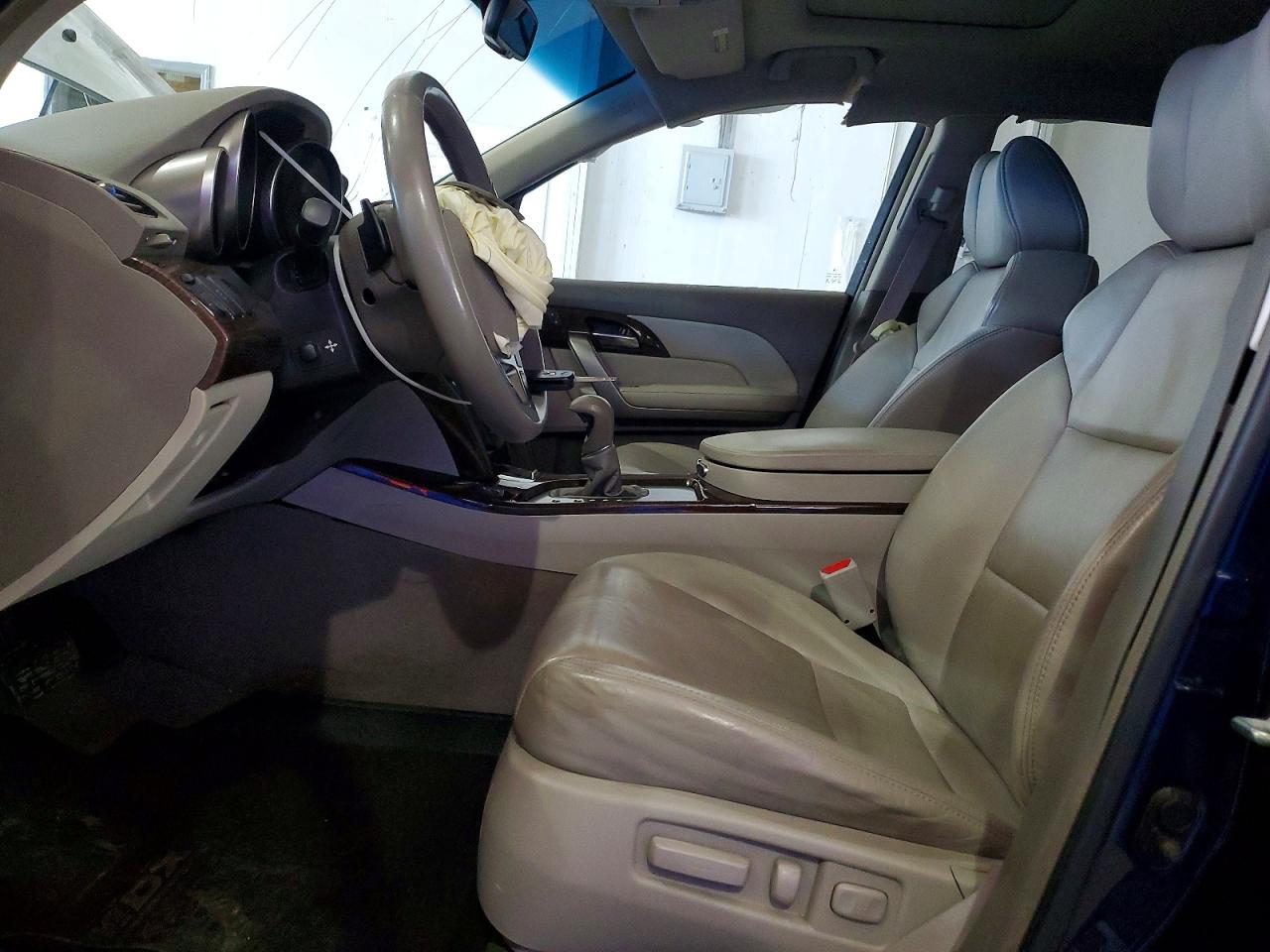 ACURA MDX 2013 — 8