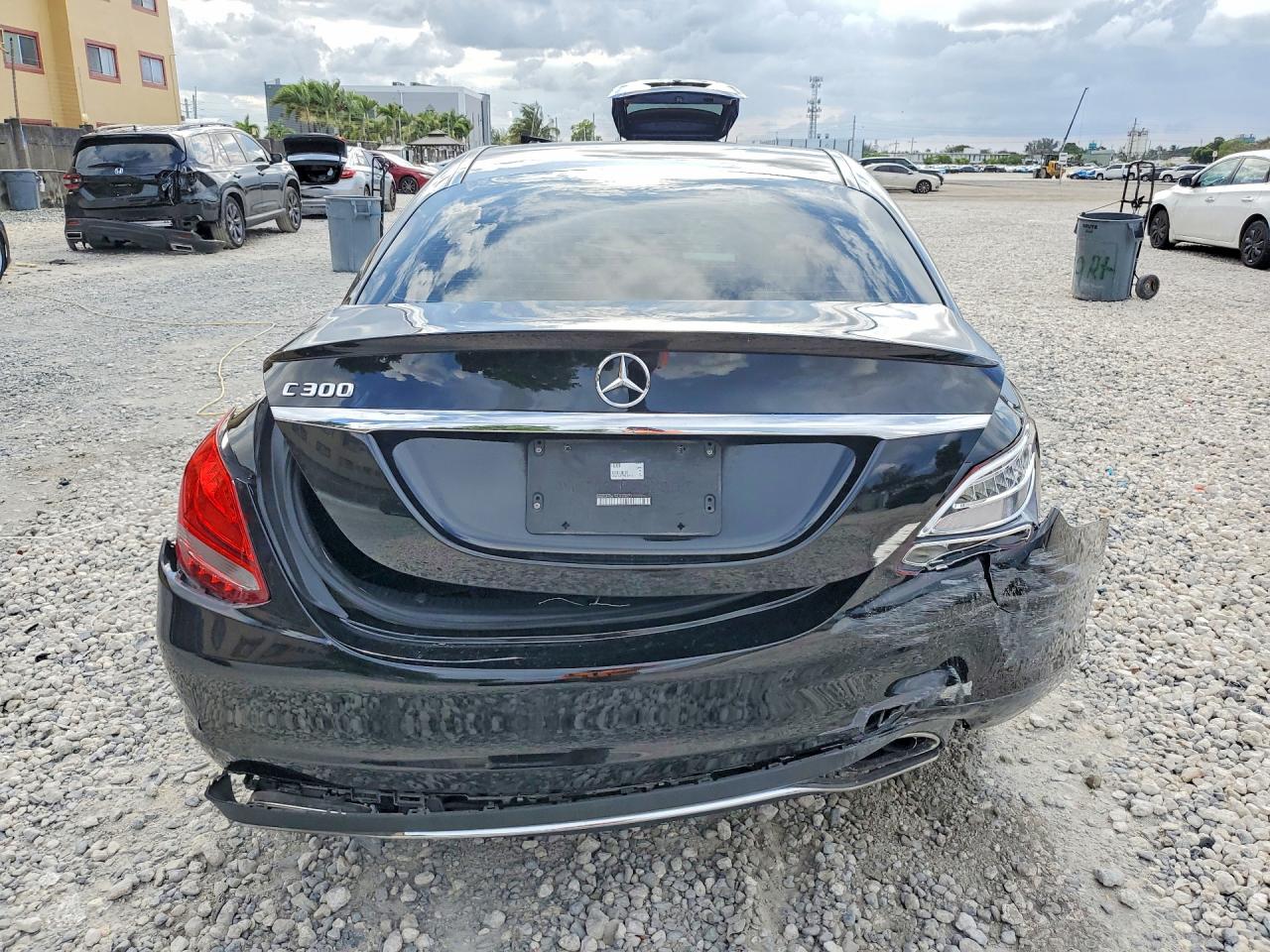 MERCEDES-BENZ C 2017 — 7