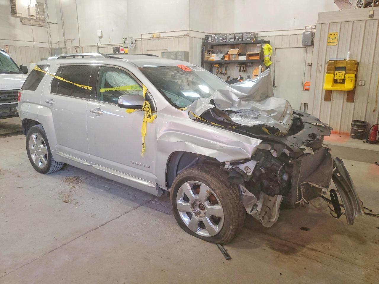 GMC TERRAIN 2015 — 5