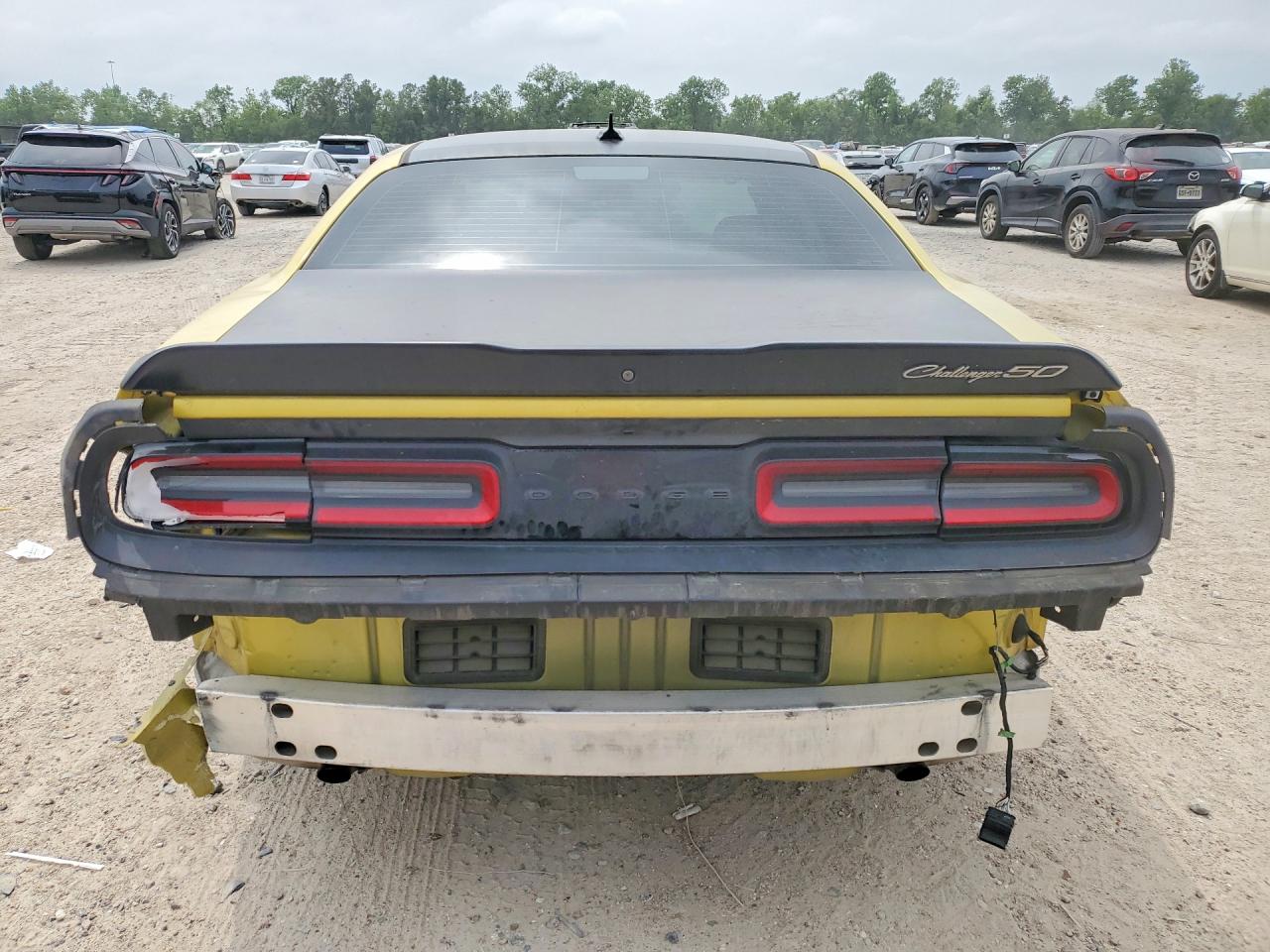 DODGE CHALLENGER 2020 — 7
