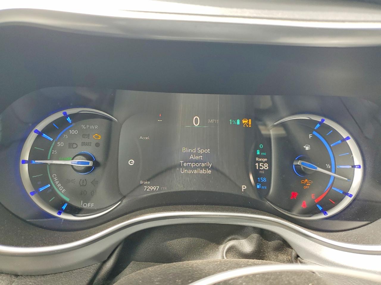 CHRYSLER PACIFICA 2018 — 10
