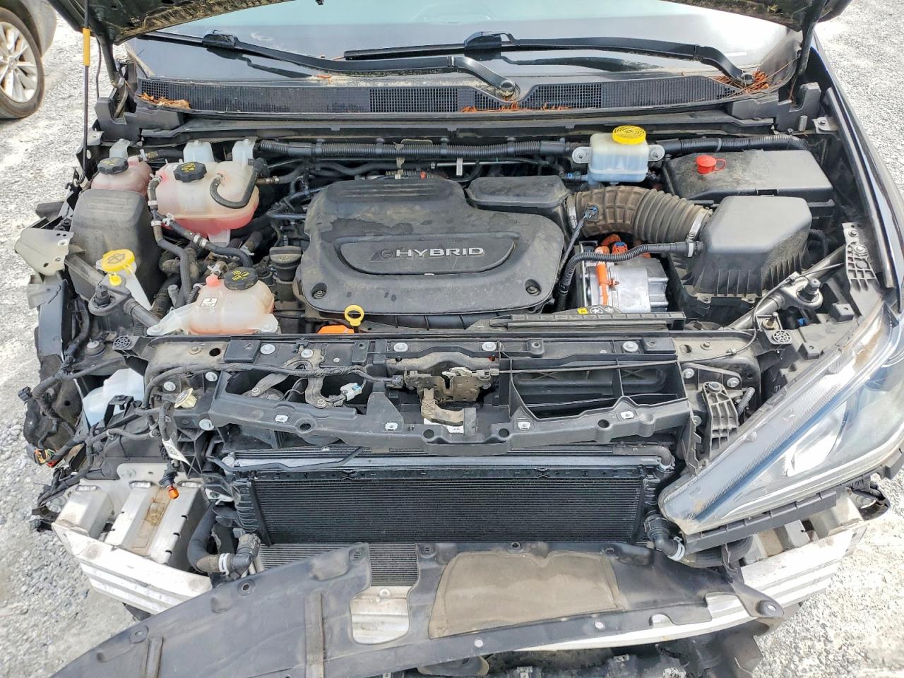 CHRYSLER PACIFICA 2018 — 13