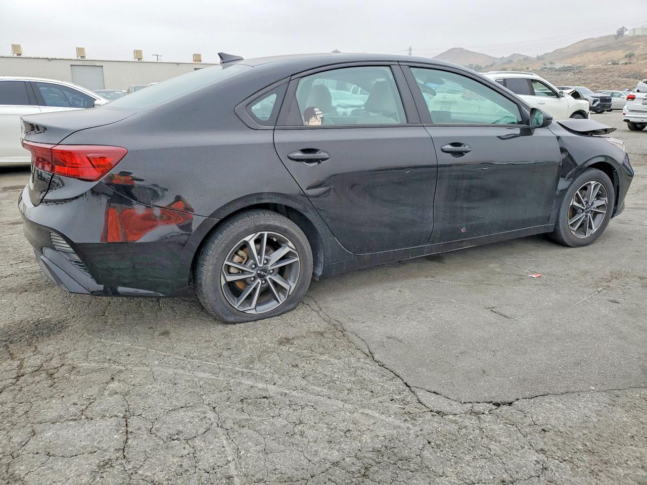 KIA FORTE 2022 — 4