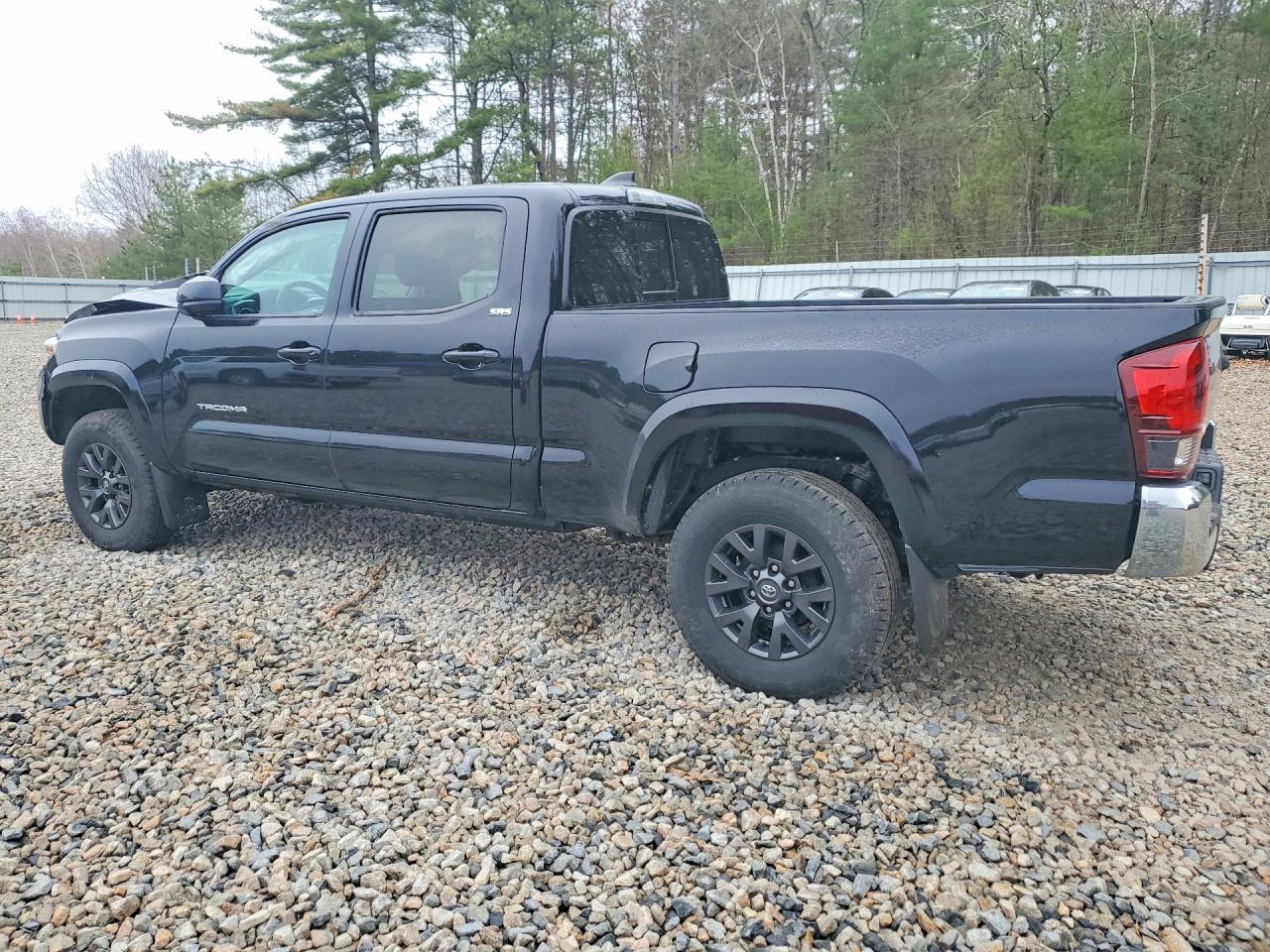 TOYOTA TACOMA 2021 — 3