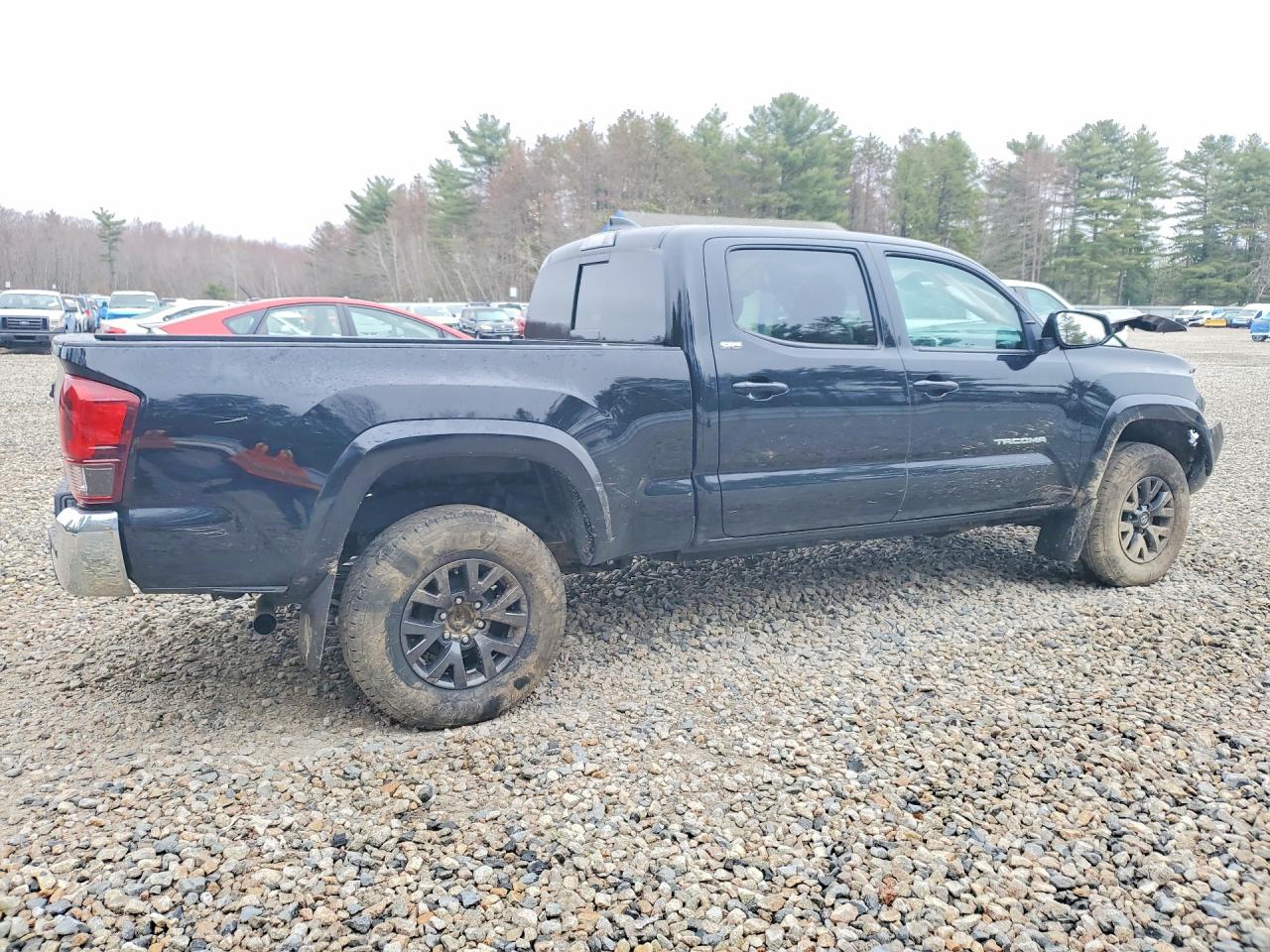 TOYOTA TACOMA 2021 — 4