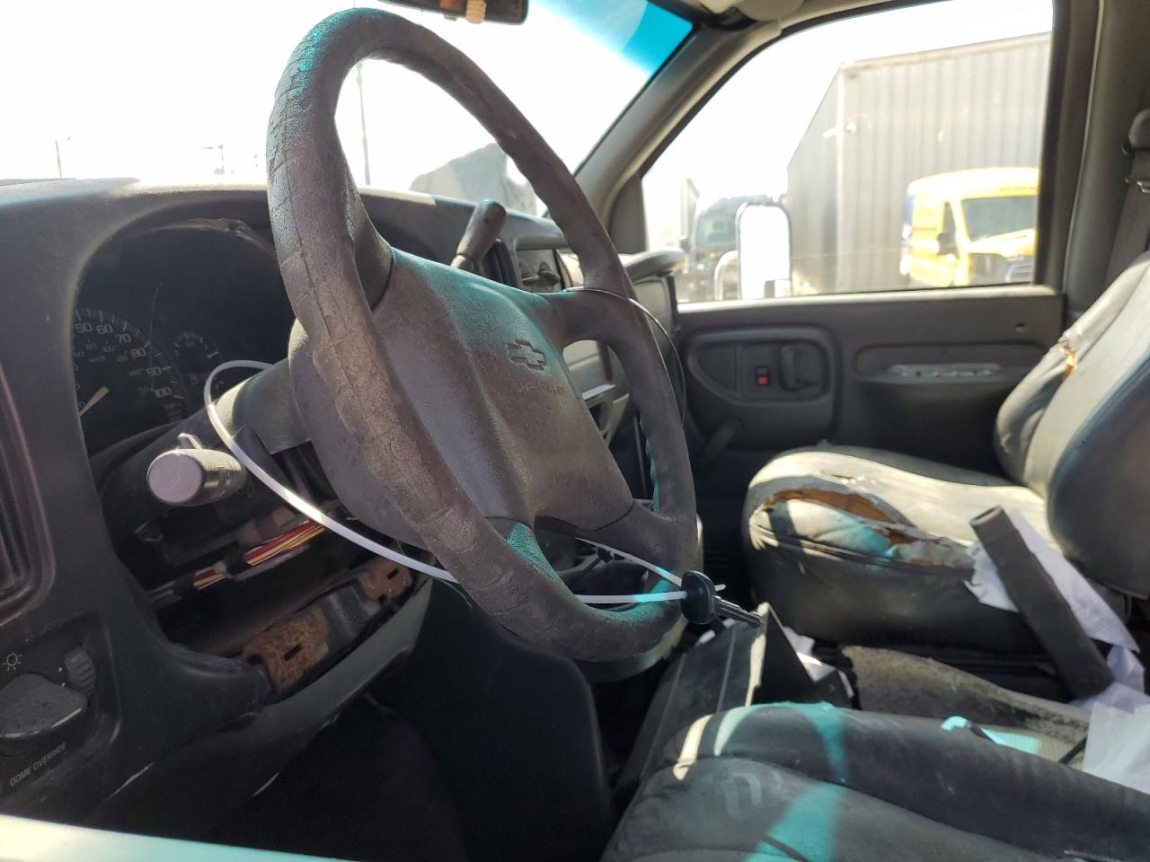 CHEVROLET EXPRESS G3500 2002 — 8