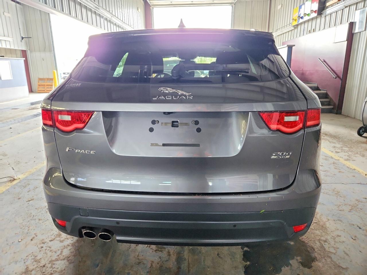 JAGUAR F-PACE 2017 — 7