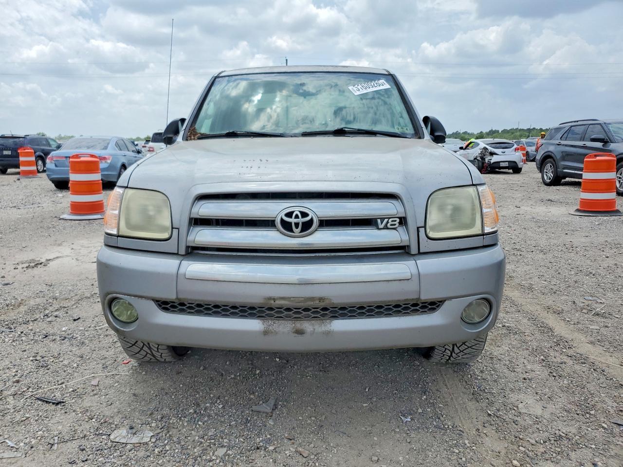 TOYOTA TUNDRA 2004 — 6