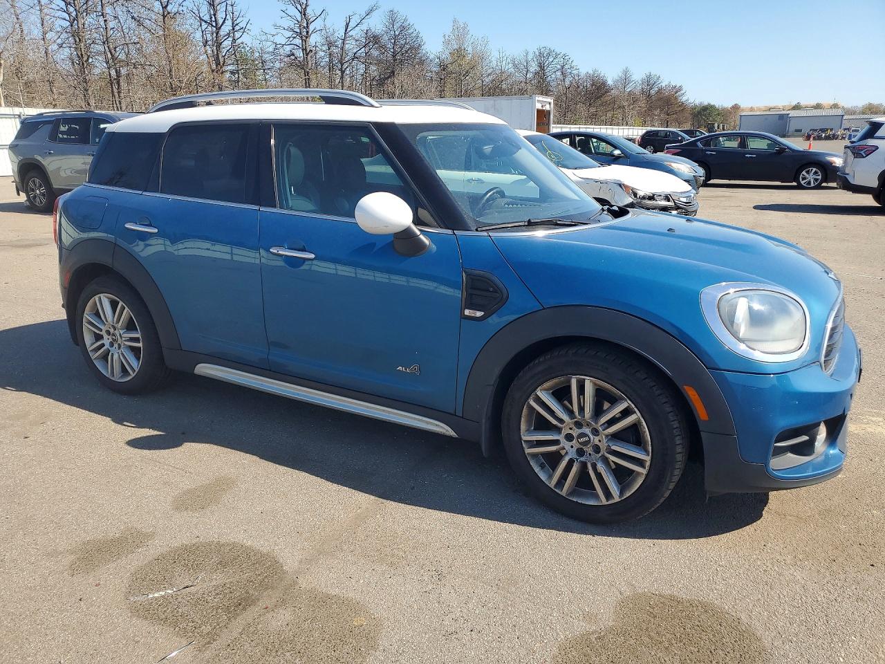 MINI COOPER 2017 — 5