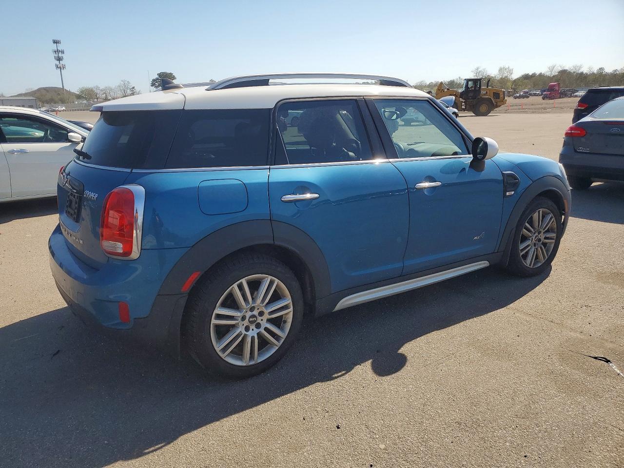 MINI COOPER 2017 — 4