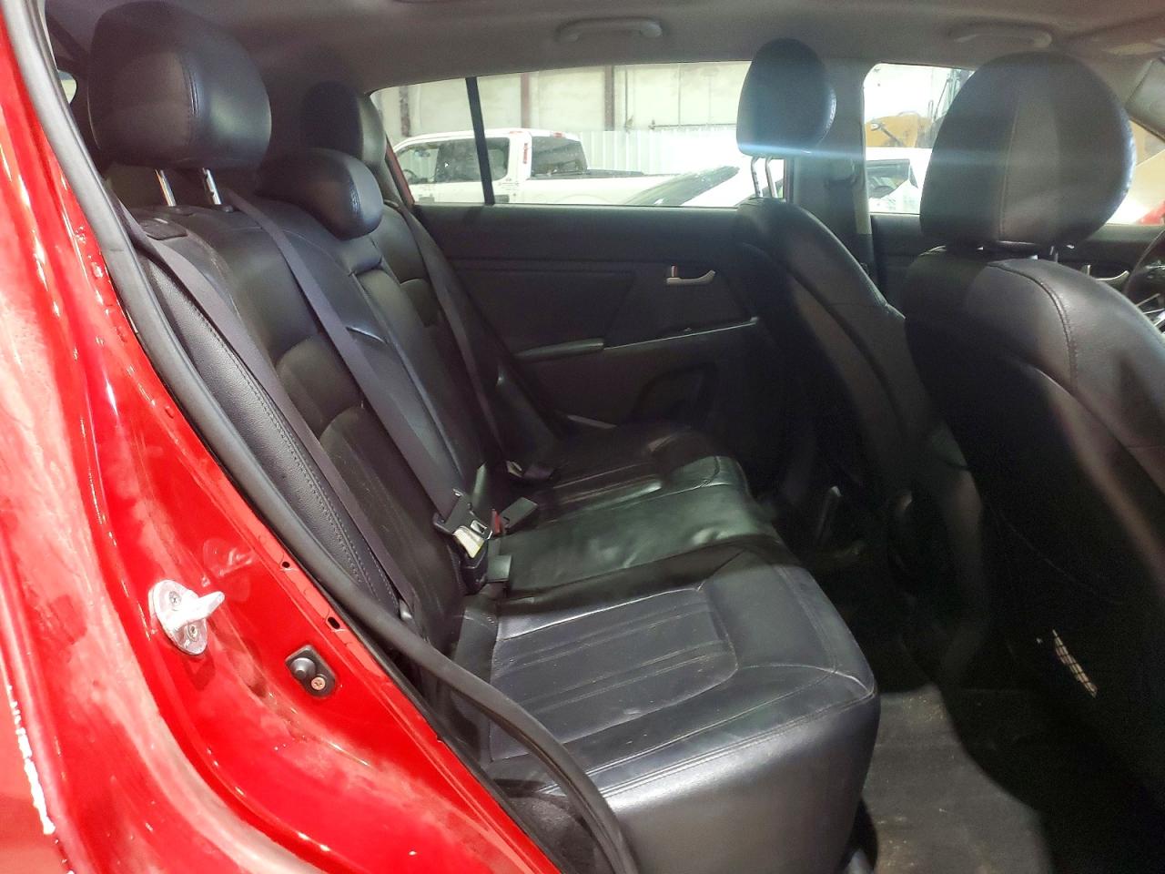 KIA SPORTAGE 2012 — 12