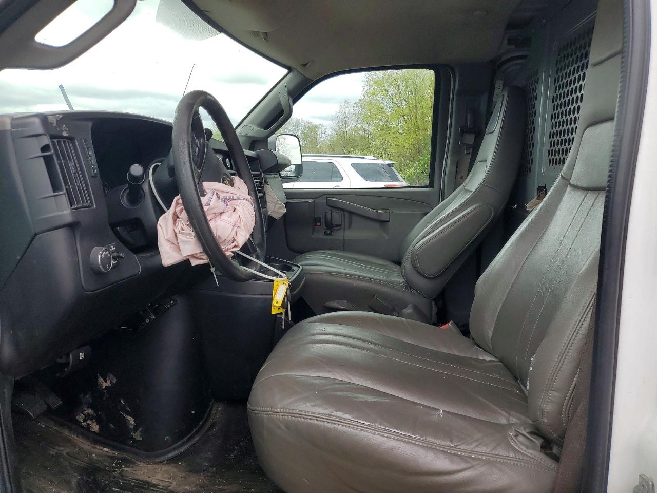 CHEVROLET EXPRESS G2500 2016 — 8