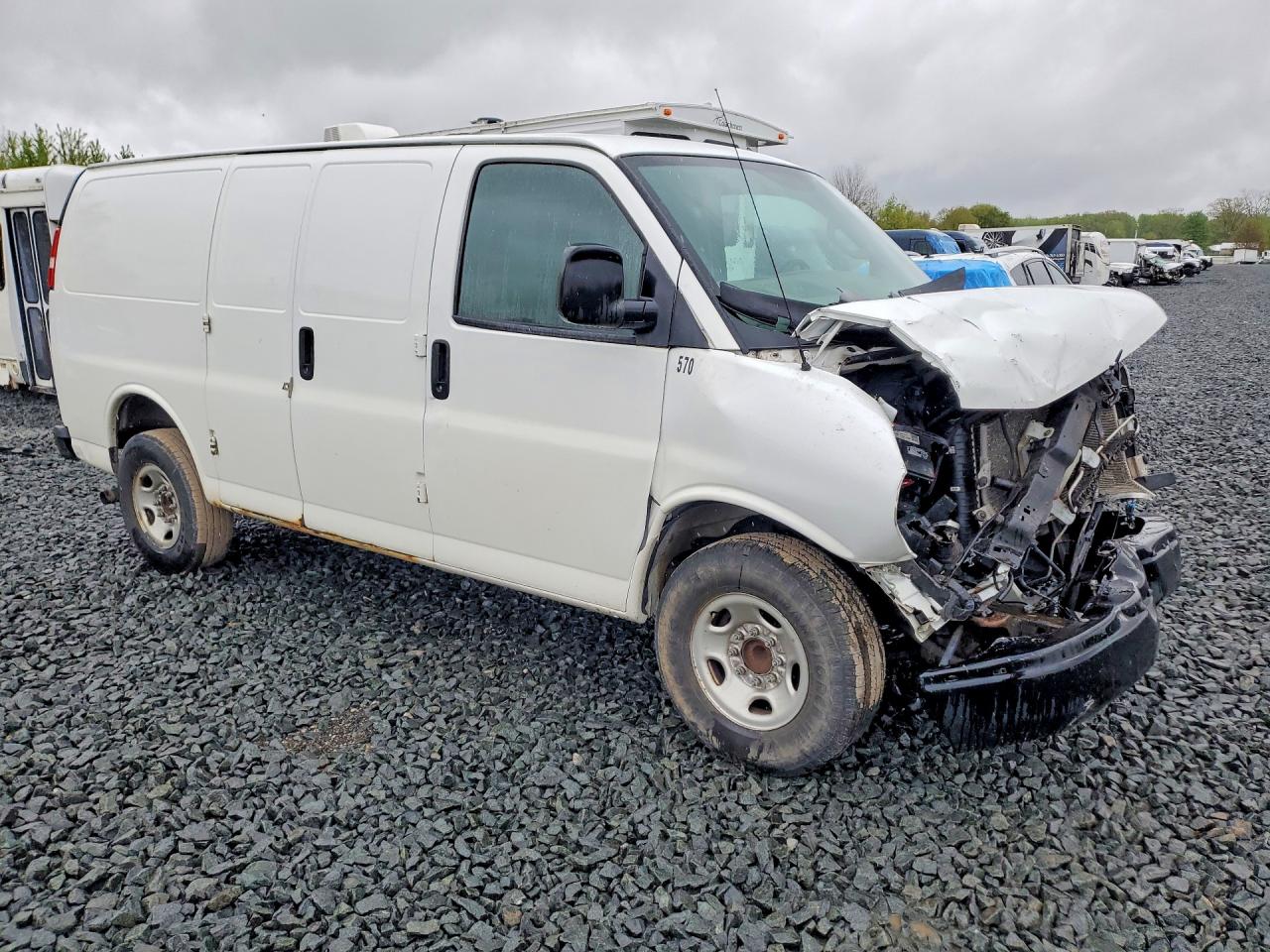 CHEVROLET EXPRESS G2500 2016 — 5