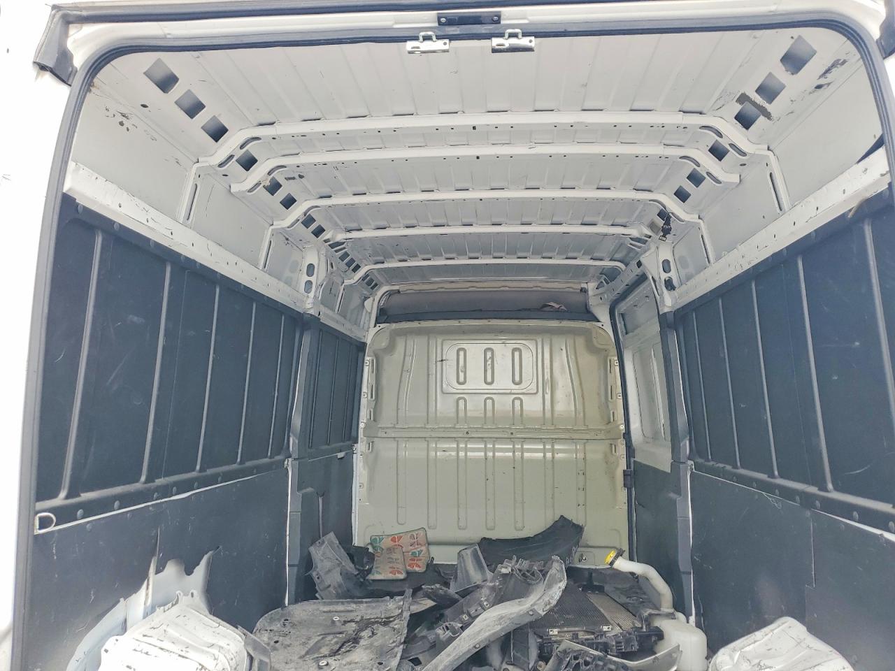 RAM PROMASTER 2500 2021 — 12
