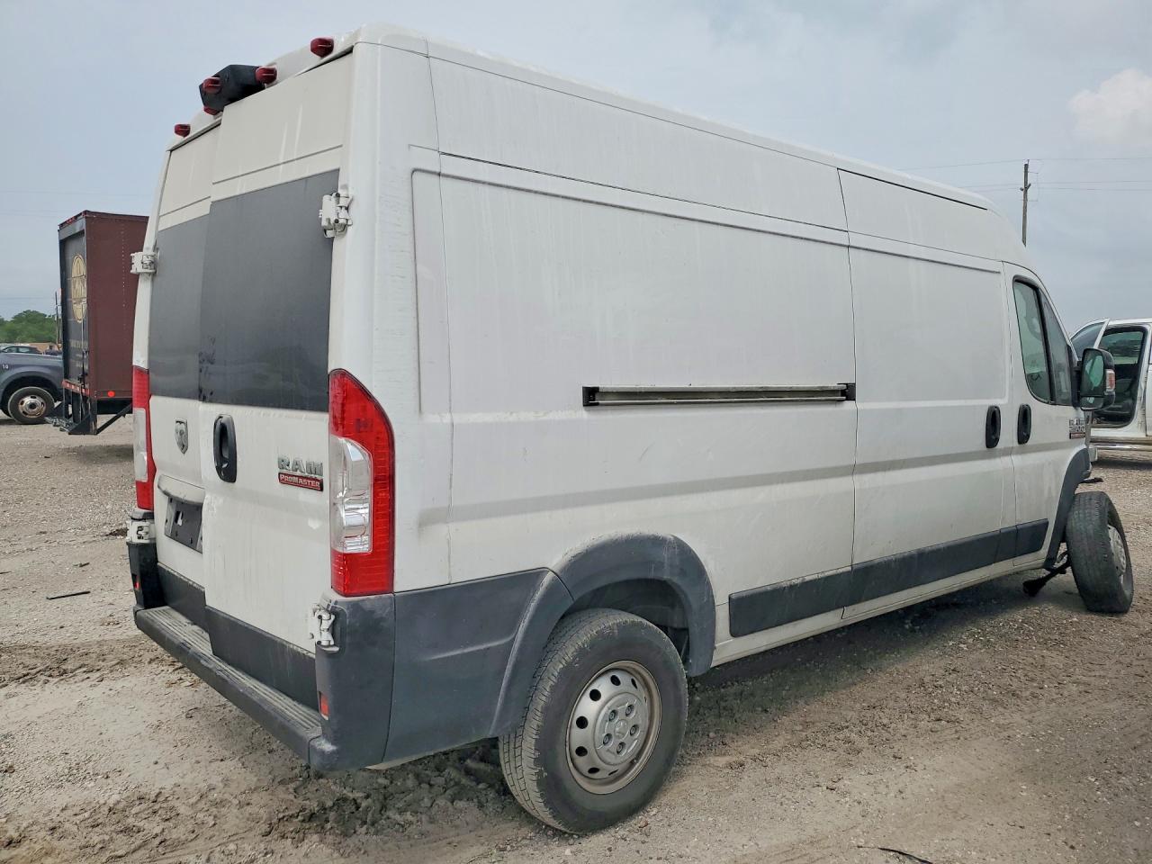 RAM PROMASTER 2500 2021 — 4