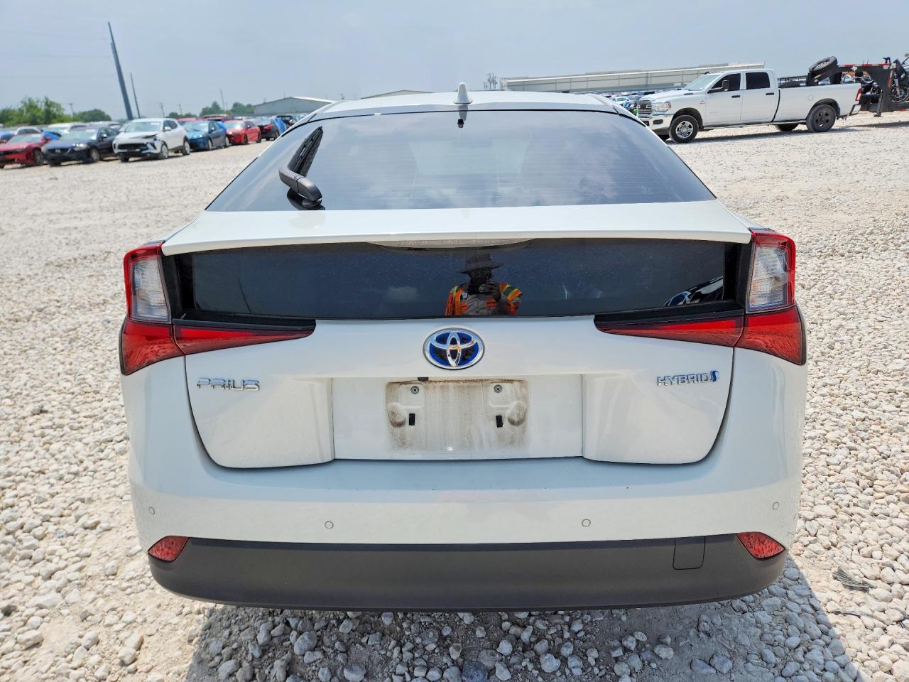 TOYOTA PRIUS 2020 — 7