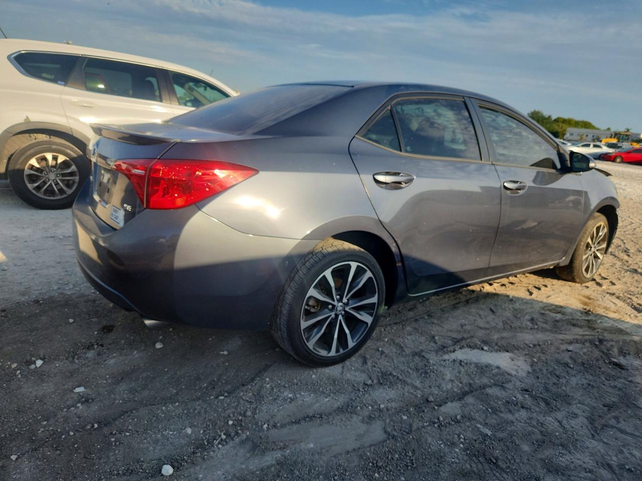 TOYOTA COROLLA 2019 — 4