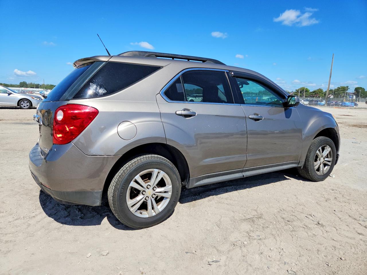 CHEVROLET EQUINOX 2011 — 4