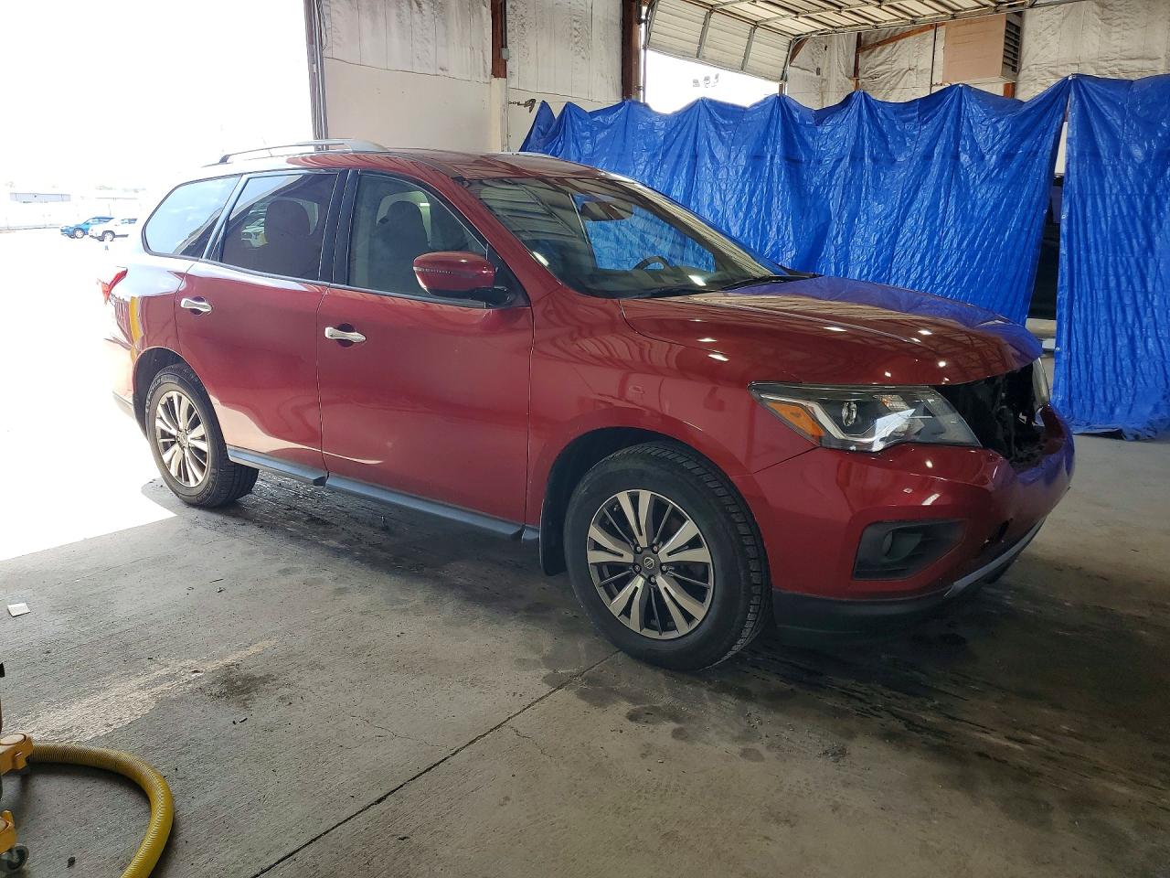 NISSAN PATHFINDER 2017 — 5