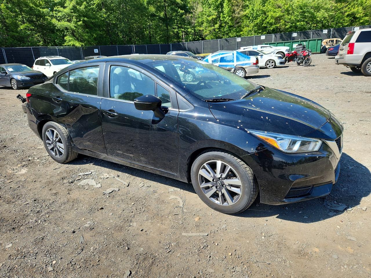 NISSAN VERSA 2020 — 5