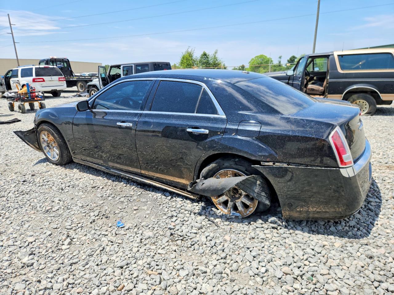 CHRYSLER 300 2012 — 3