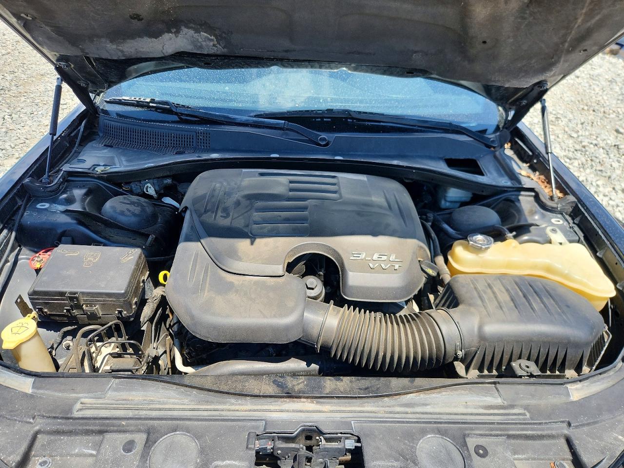 CHRYSLER 300 2012 — 12