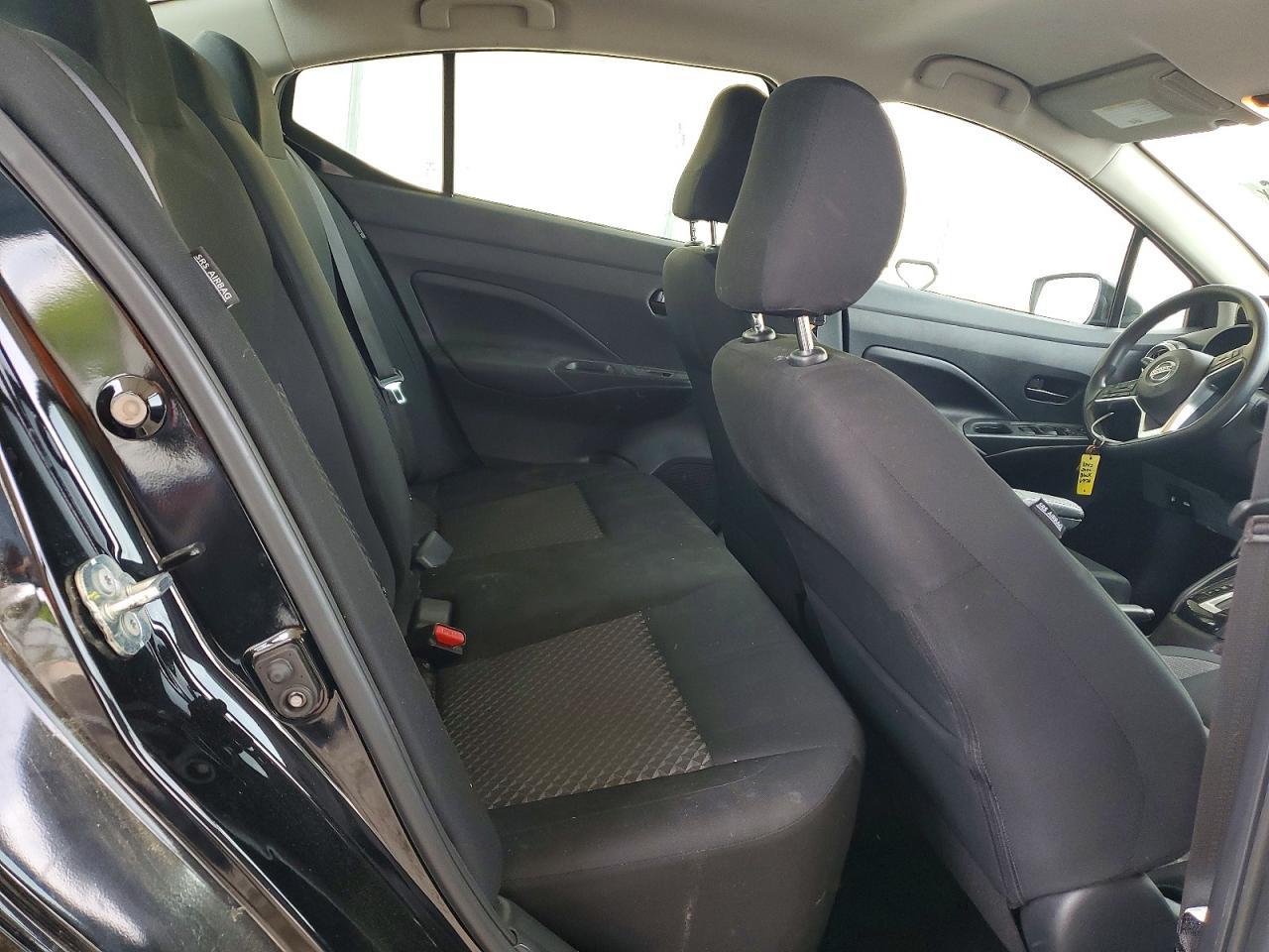 NISSAN VERSA 2020 — 11